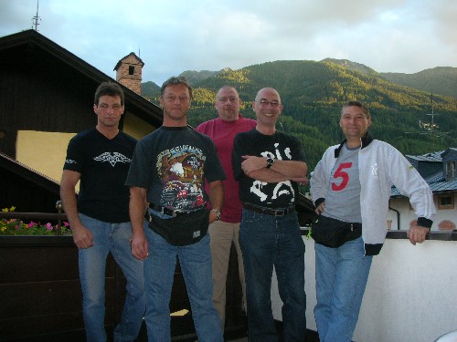 Erich, Toni, Gerald, Manfred, Karli (von links nach rechts)